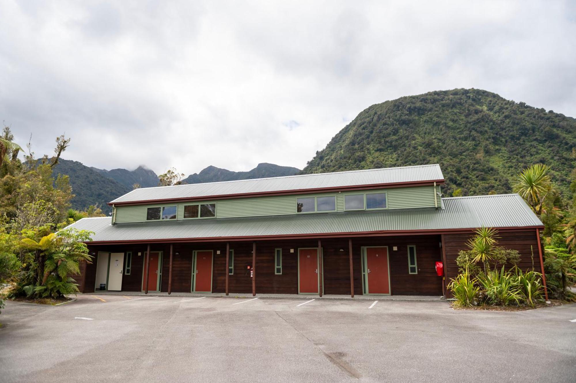 Punga Grove Franz Josef Exterior foto